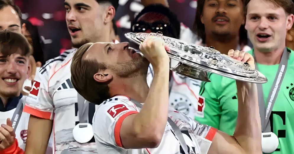登顶欧联杯！热刺1-0击败曼联夺得冠军！